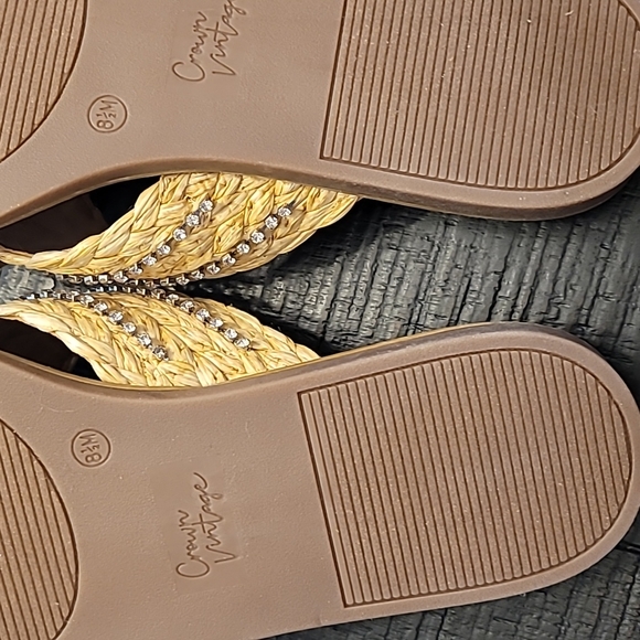Crown Vintage Sandal 8.5 - Picture 5 of 5